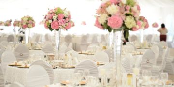 20 Beispiele für Blumen auf runden Tischen für die Hochzeit