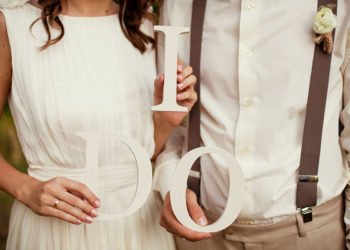 Wie eine Hochzeitsplanerin bei der Hochzeit unterstützt