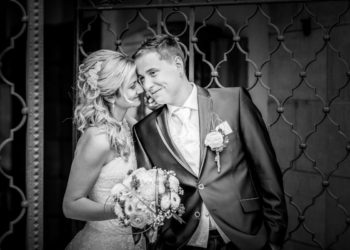 Die rustikale Hochzeit in Orange von Karolin & Michael