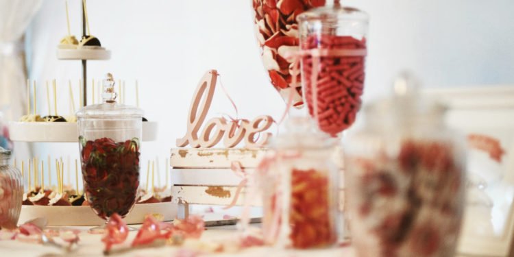 Candybar bei der Hochzeit: Finde hier alles was du dafür benötigst