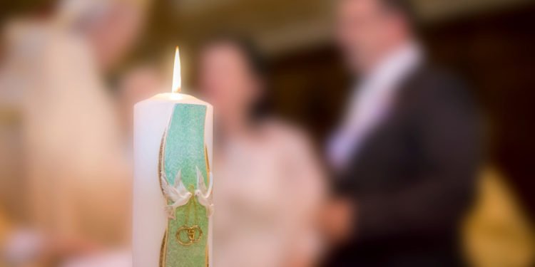 Hochzeitskerzen: Beispiele für personalisierte Kerzen zur Hochzeit
