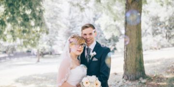 Die DIY Hochzeit von Nadja & David mit viel Spitze und Kraftpapier