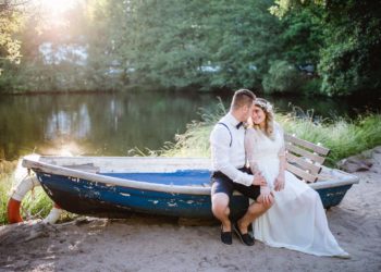 Barfuß am Strand – Die Hochzeit von Anna-Marie und Benjamin