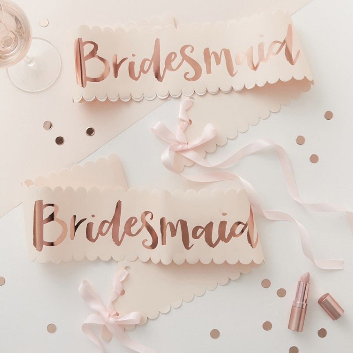 Bridesmaid Schärpe: Die perfekten Accessoires für euren Junggesellinnenabschied / JGA