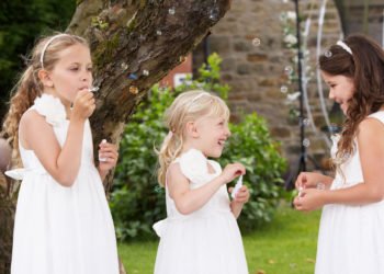 10 Ideen um Kinder bei der Hochzeit zu beschäftigen