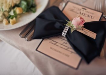 Menükartenhalter für die Hochzeit: Übersicht über verschiedene Modelle