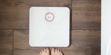 Erfahrungsbericht zur Fitbit Aria 2: Schnell und einfach Gewicht & Co. messen