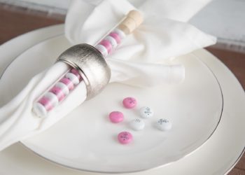 My M&M’s® im Reagenzglas als personalisiertes Gastgeschenk zur Hochzeit