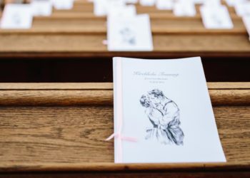 Kirchenheft zur Hochzeit: Alles was du dazu wissen musst