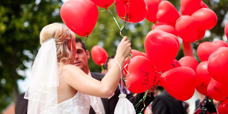 Helium-Ballons für die Hochzeit: Dies solltet ihr beachten!