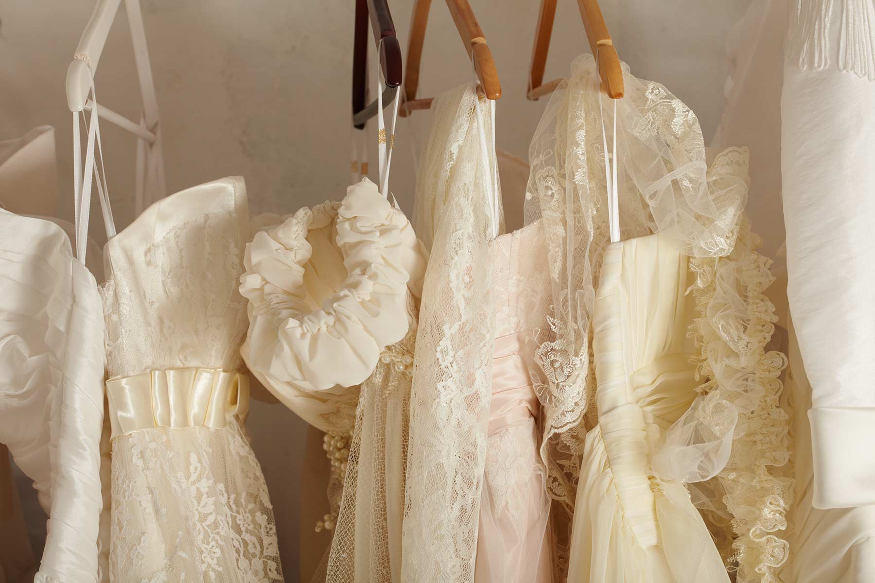 Spitze hochzeitskleider kurz Vintage Brautkleid