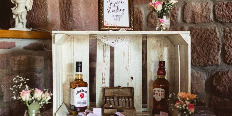 Gentleman's Bar bei der Hochzeit: Drinks, Zigarren und mehr
