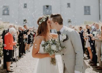 Schlichte und natürliche DIY Vintage Hochzeit