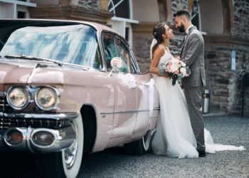 Vintage Hochzeit in der Scheune von Gut Forkscheid