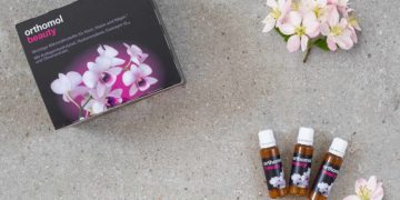 "Schönheitsdrink" für das innere Strahlen als Vorbereitung für die Hochzeit