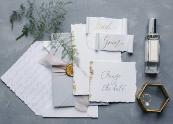 Datum der Hochzeit ändern: Karte dazu versenden!