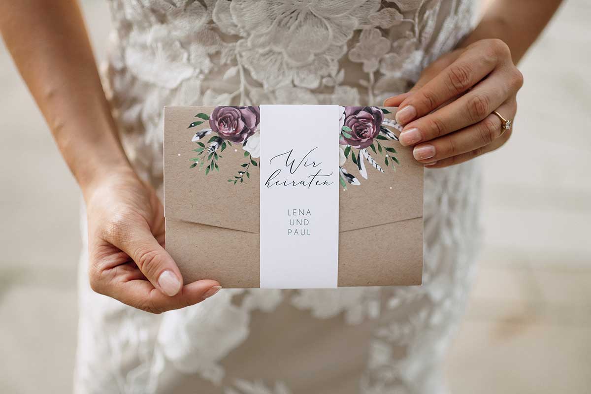 Einladung zur Hochzeit im Kraftpapier Look gedruckt von der kartenamacherei