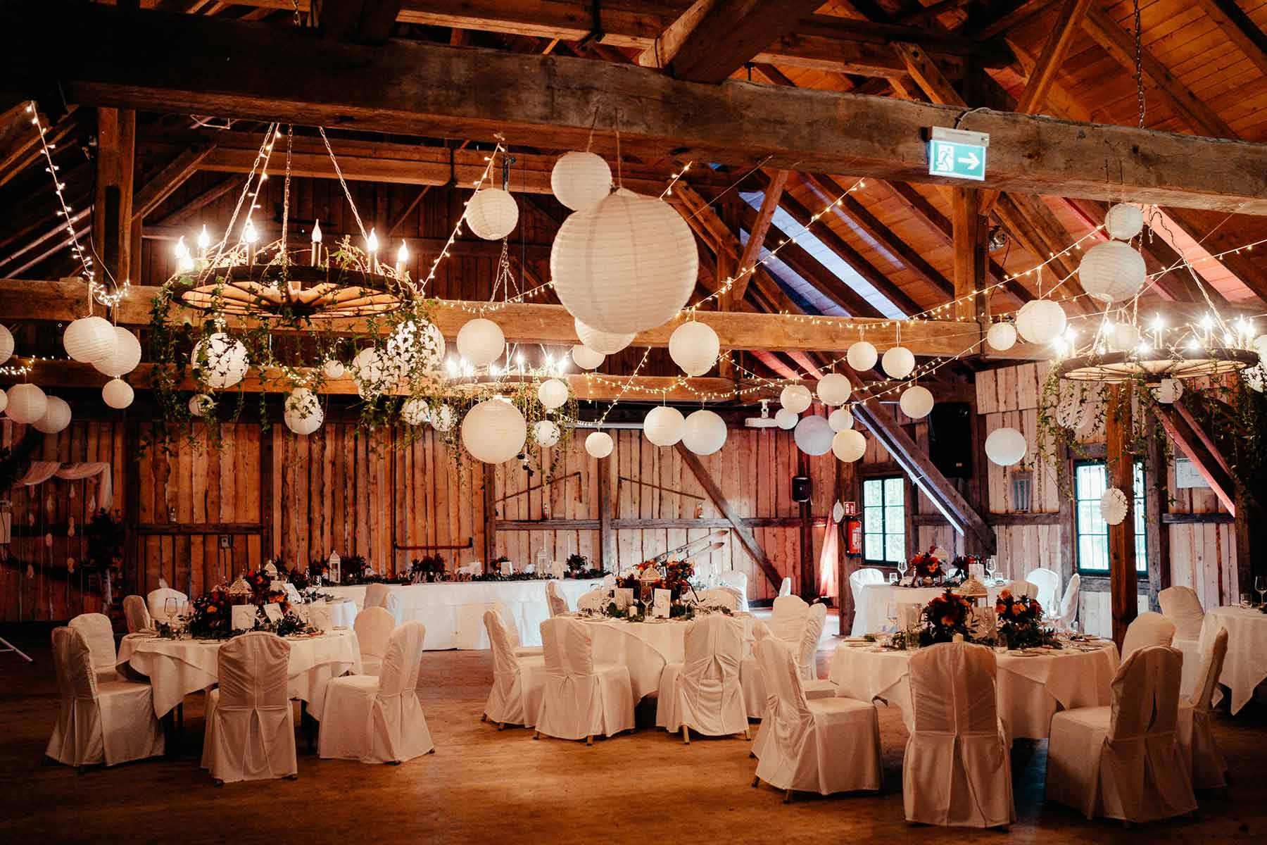Scheunen Hochzeit in der Eventscheune Wallenburg