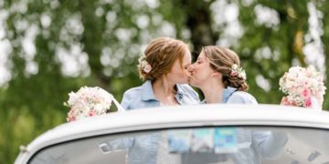 Vintage-Hochzeit in rosa & weiß auf Marienhof Fecher