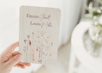 Hochzeitseinladungen aus Holz