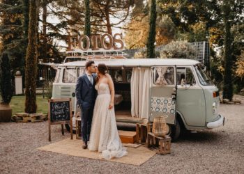 Hochzeit in Pastell-Blau und Gold