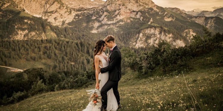 Elopement in den Bergen: Standesamt in 1.800 Meter Höhe