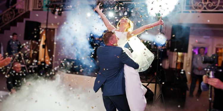 Rocklied für euren ersten Tanz bei der Hochzeit: Unsere Übersicht