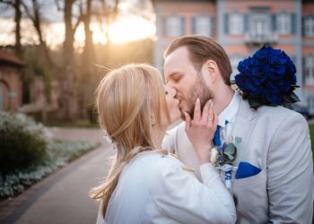 Hochzeit in Blau auf Schloss Arff bei Köln