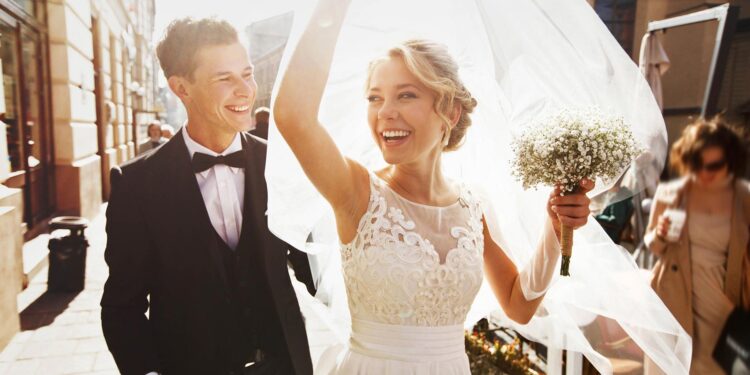 Spontan heiraten: Lohnt sich eine Blitzhochzeit?